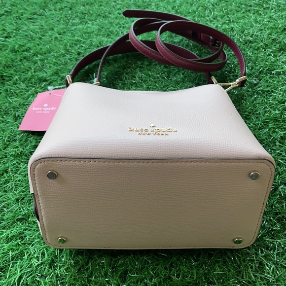 Kate Spade Darcy Small Bucket Crossbody - Picture 3 of 16